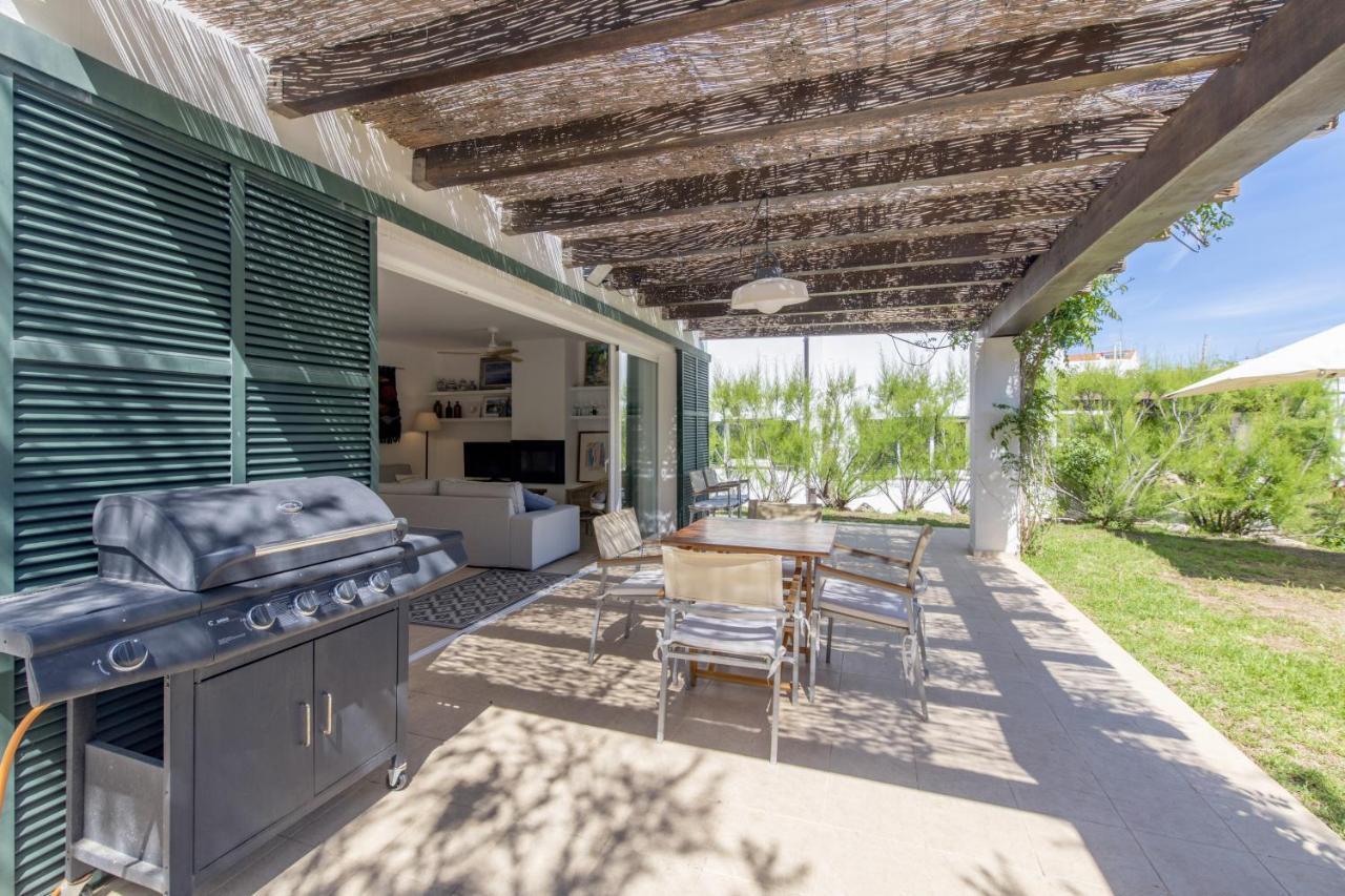 Villa Biniancolla Ginesta Extérieur photo